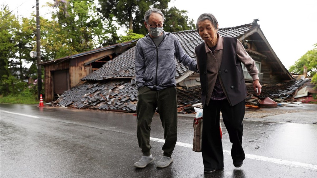 Lebih dari 50 gempa susulan mengguncang Jepang saat gempa membunuh satu orang |  Berita Gempa Bumi