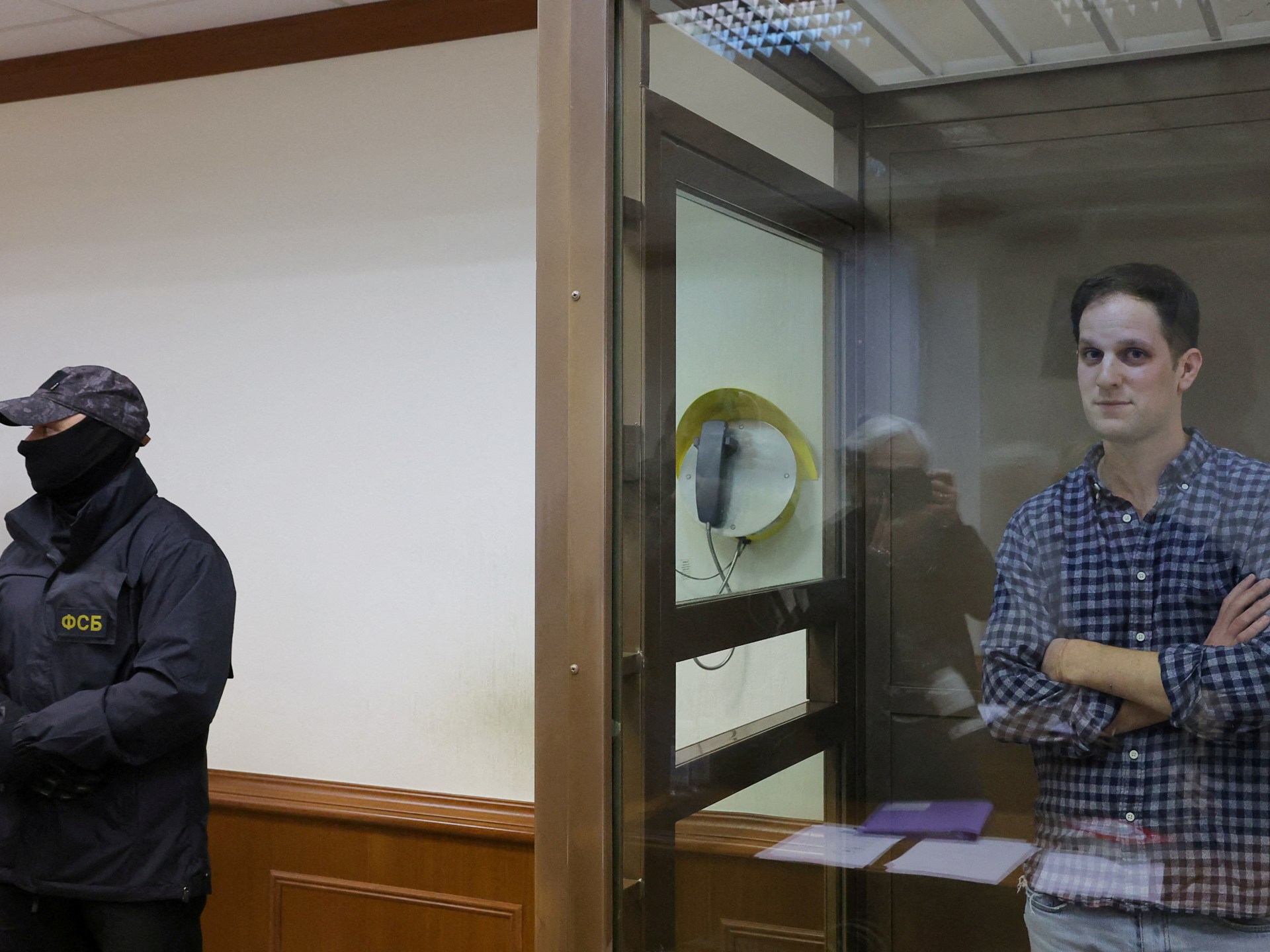 Rusia Perpanjang Penahanan Wartawan WSJ Hingga Agustus |  Berita Kebebasan Pers
