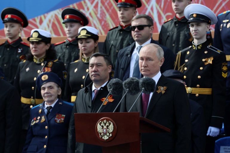 Participantes, incluindo o presidente russo, Vladimir Putin