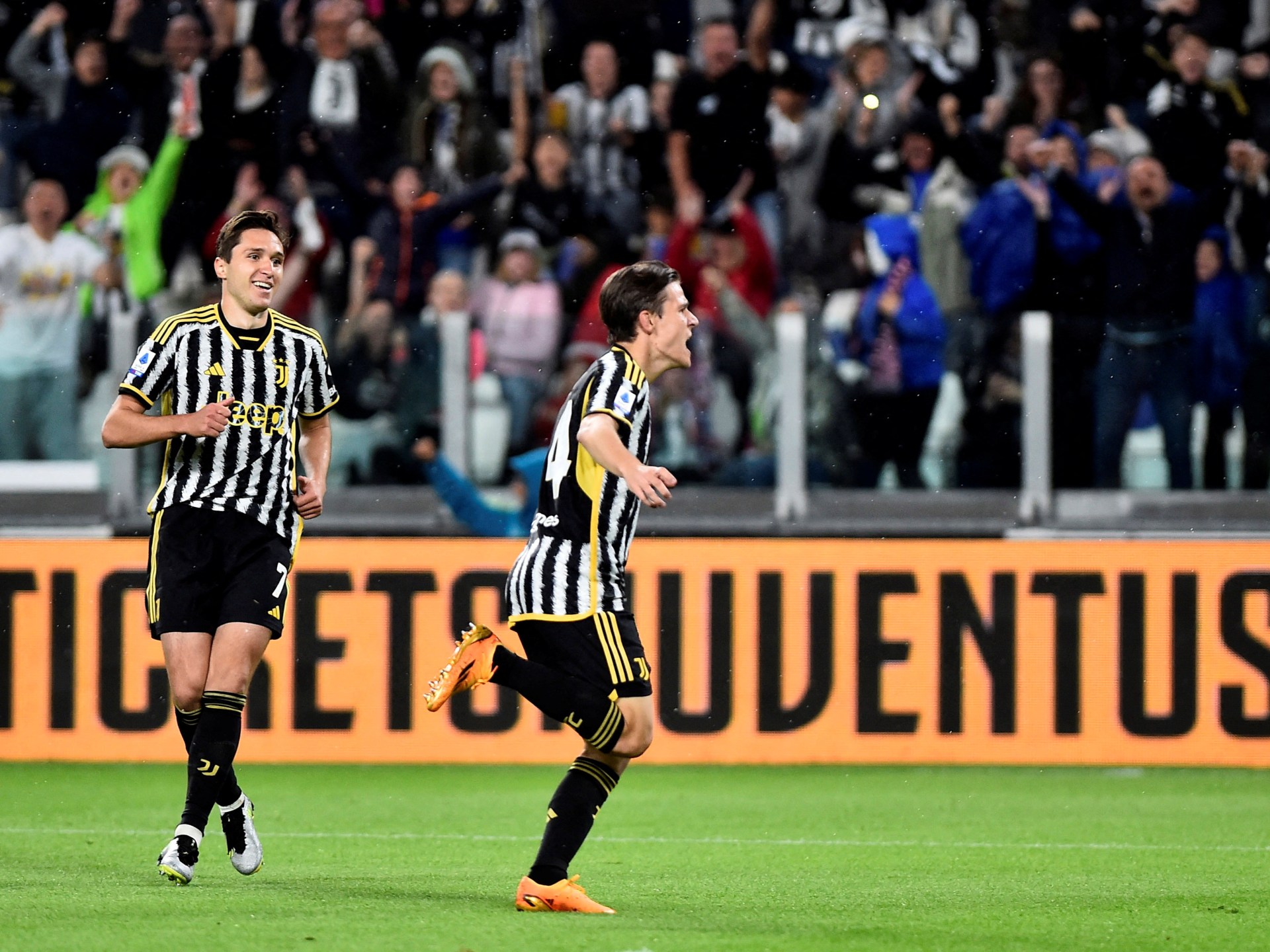 Juventus fined but avoid further points deduction in plea bargain