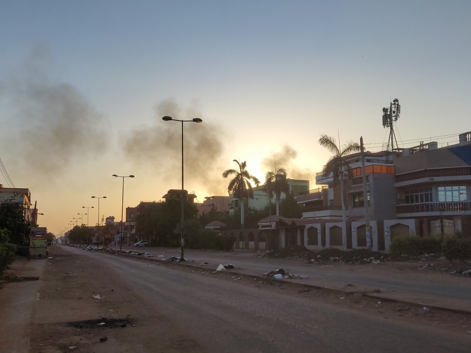 Penduduk Sudan menggambarkan penggerebekan, penggusuran oleh tentara RSF |  Berita Konflik