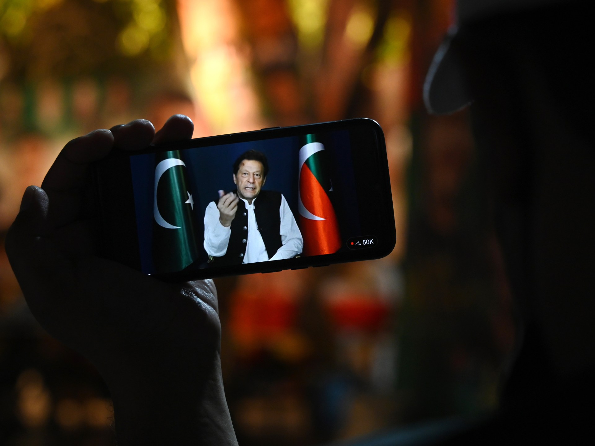Pejabat Pakistan memberi Khan waktu 24 jam untuk menyerahkan tersangka kerusuhan |  Berita Imran Khan
