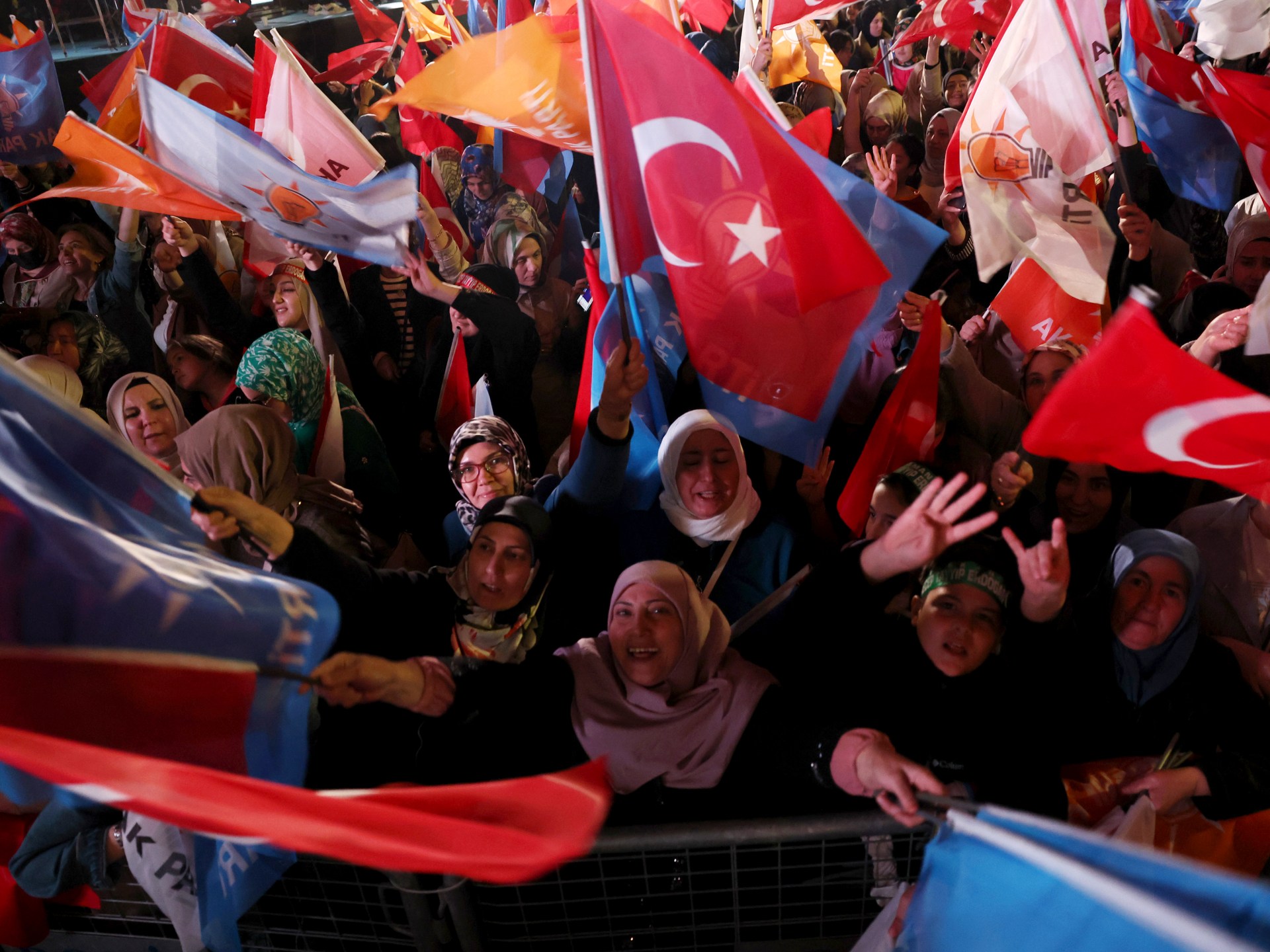 Türkiye seçim sonuçları canlı yayında: Erdoğan ilerledikçe ikinci tur mümkün |  Seçim haberleri