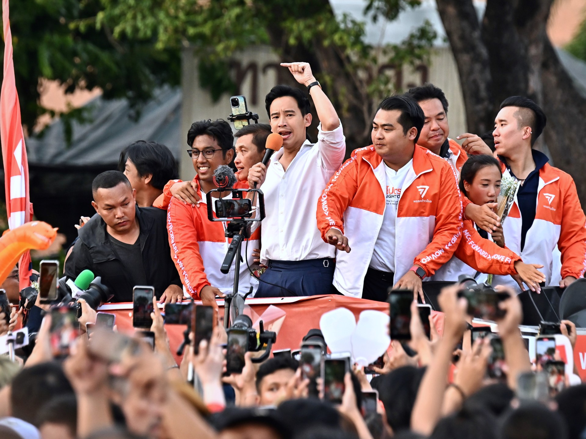 Pemilu Thailand: Akankah Elit Militer Membiarkan Oposisi Mengambil Alih?  |  Berita Pemilu
