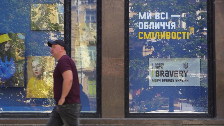 Warga Ukraina tidak bisa tidur saat Rusia menyerang Kiev, namun semangat tetap tinggi |  Berita perang Rusia-Ukraina