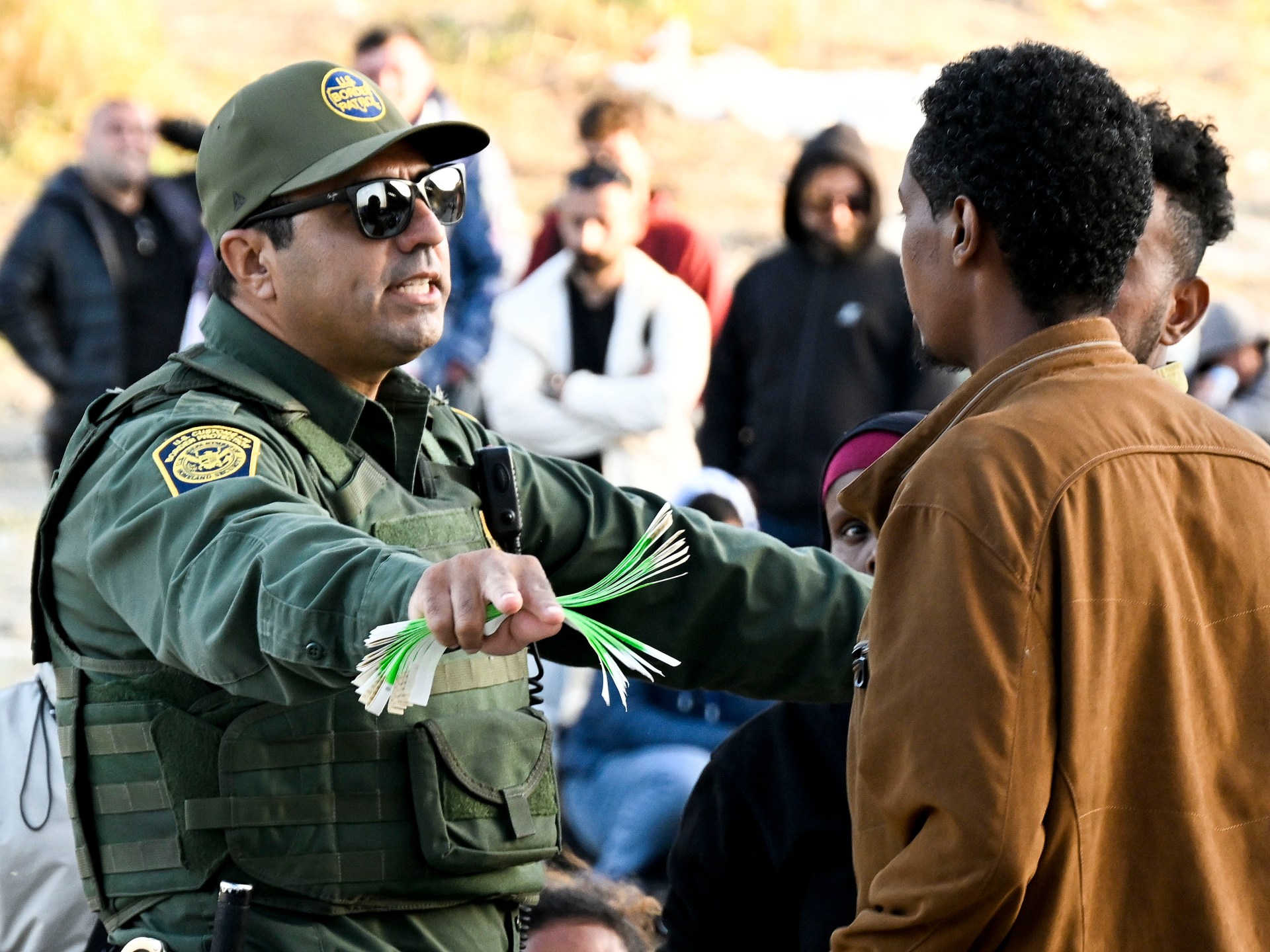 Gubernur Virginia terbaru mengirim pasukan ke perbatasan AS-Meksiko |  Berita perbatasan AS-Meksiko