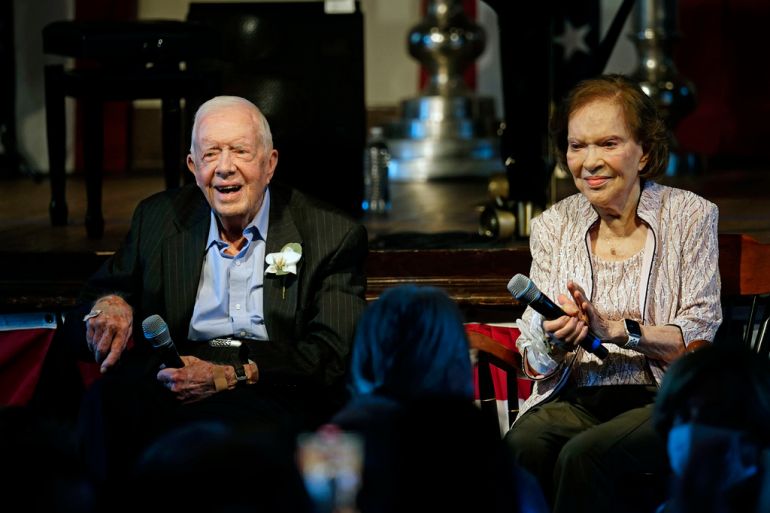 El ex presidente estadounidense Jimmy Carter con su esposa Rosalynn Carter