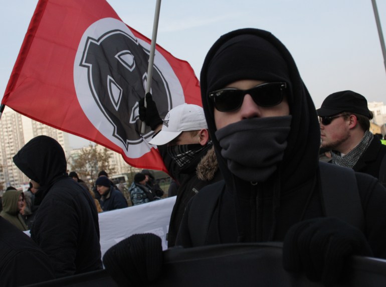 Những người Nga theo chủ nghĩa dân tộc cực hữu và cánh hữu tuần hành ở Moscow năm 2014 2-1685006808
