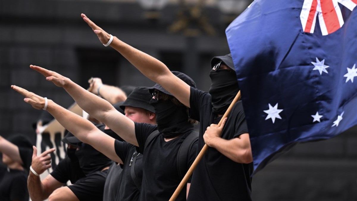 Australia outlaws Nazi salute and hate symbols | Crime News