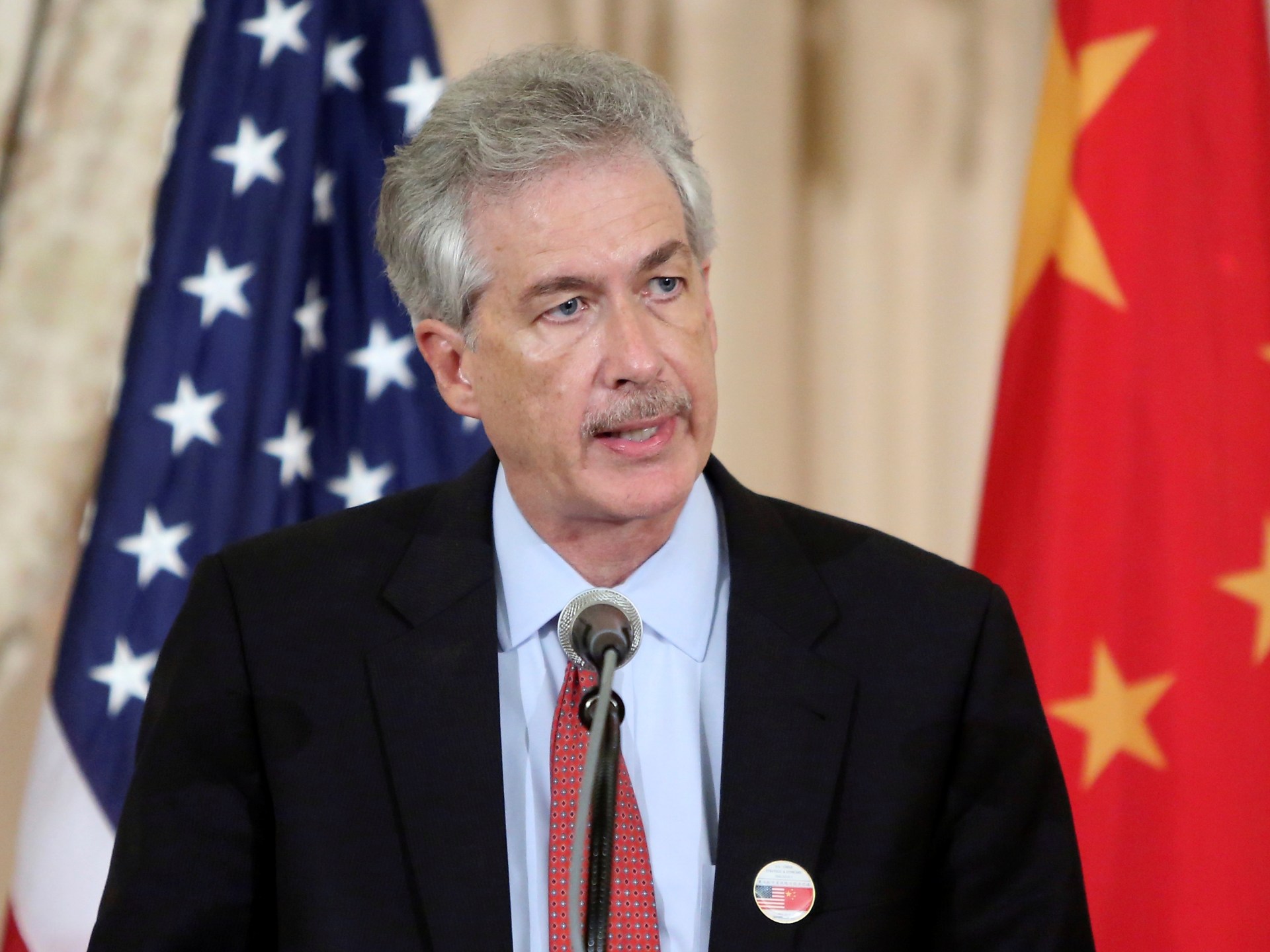 Chefe da CIA fez viagem secreta à China em meio a tensões, diz funcionário dos EUA  notícias de política