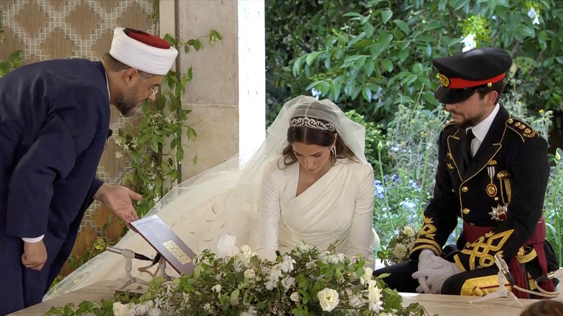 Photos: A look at Jordan's royal wedding | Gallery News | Al Jazeera