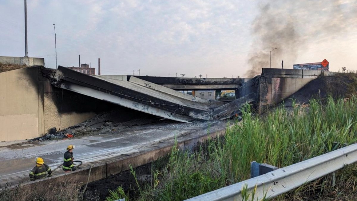 Bagian dari jalan raya utama AS runtuh setelah kebakaran di Philadelphia |  Berita
