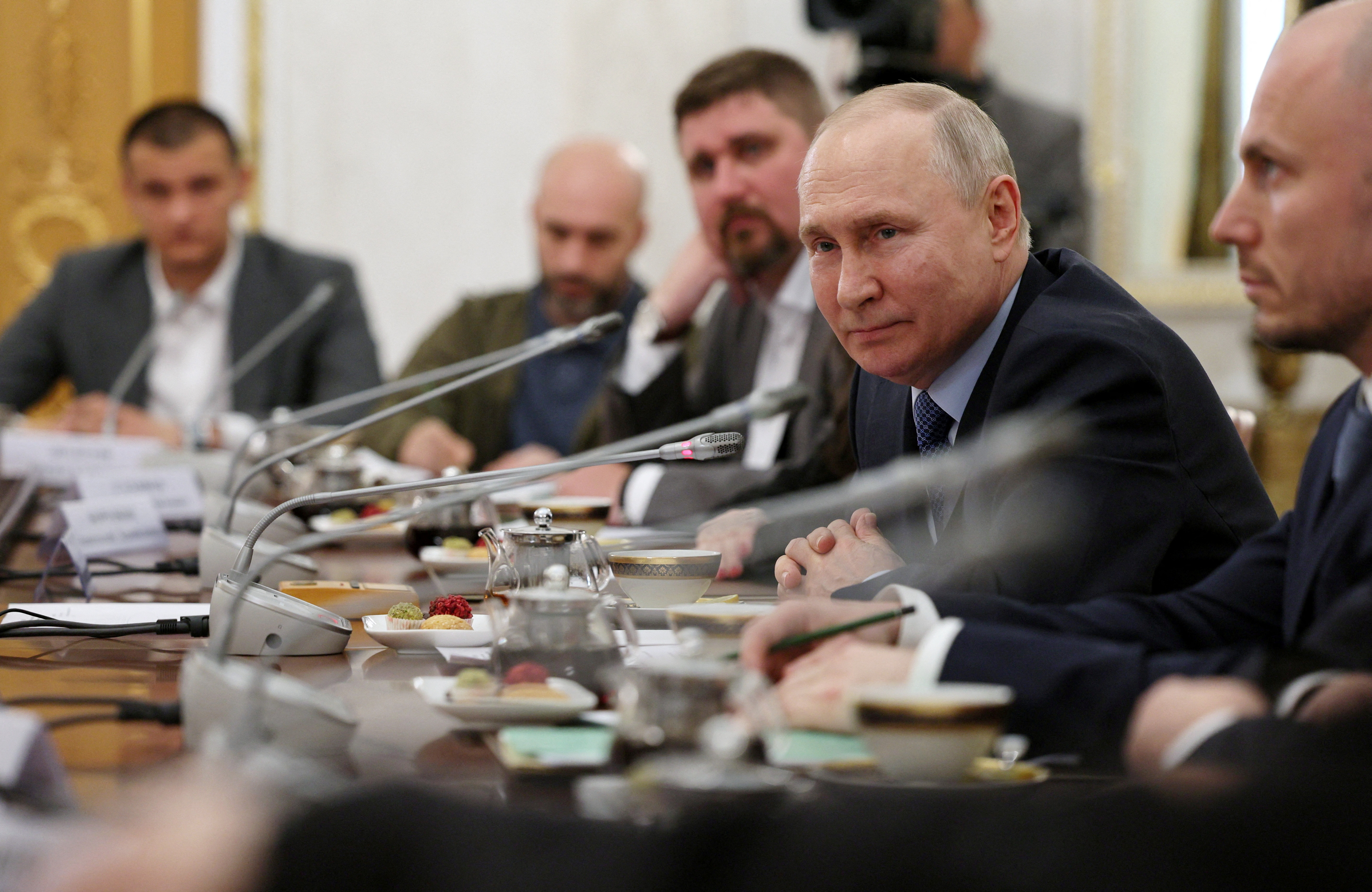 Ukraine latest updates: Putin tells West to stop arming Ukraine