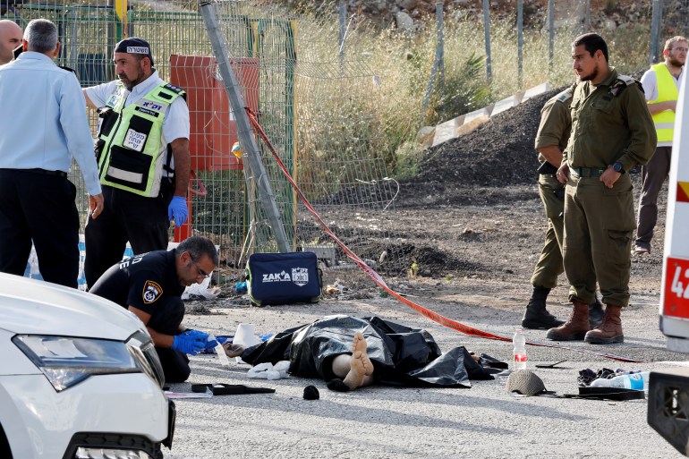 Empat pemukim Israel tewas dalam serangan di Tepi Barat yang diduduki |  Berita konflik Israel-Palestina