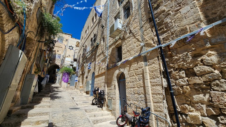 Di dalam penggusuran warga Palestina yang kehilangan rumahnya di Yerusalem |  Berita konflik Israel-Palestina