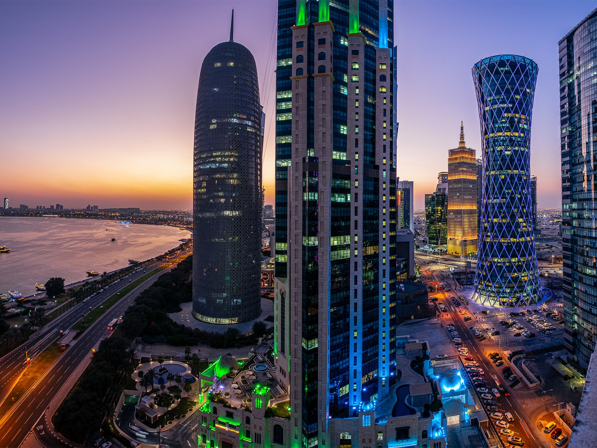 Membersihkan jendela Qatar: Ini bukan pekerjaan untuk menjadi lemah hati |  Dalam Gambar