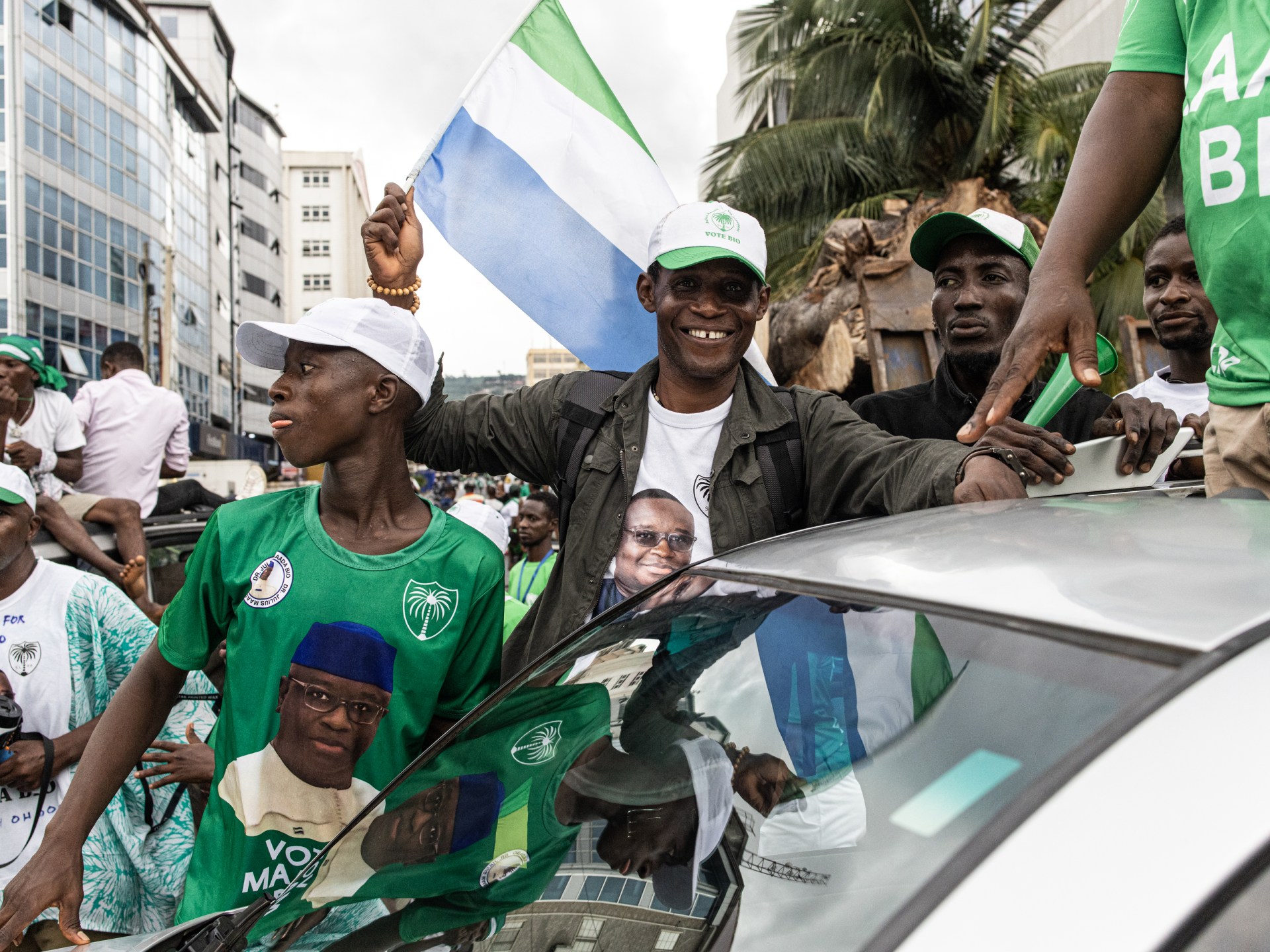 Tenang di Sierra Leone meskipun hasil pemilu diperdebatkan |  Berita Pemilu