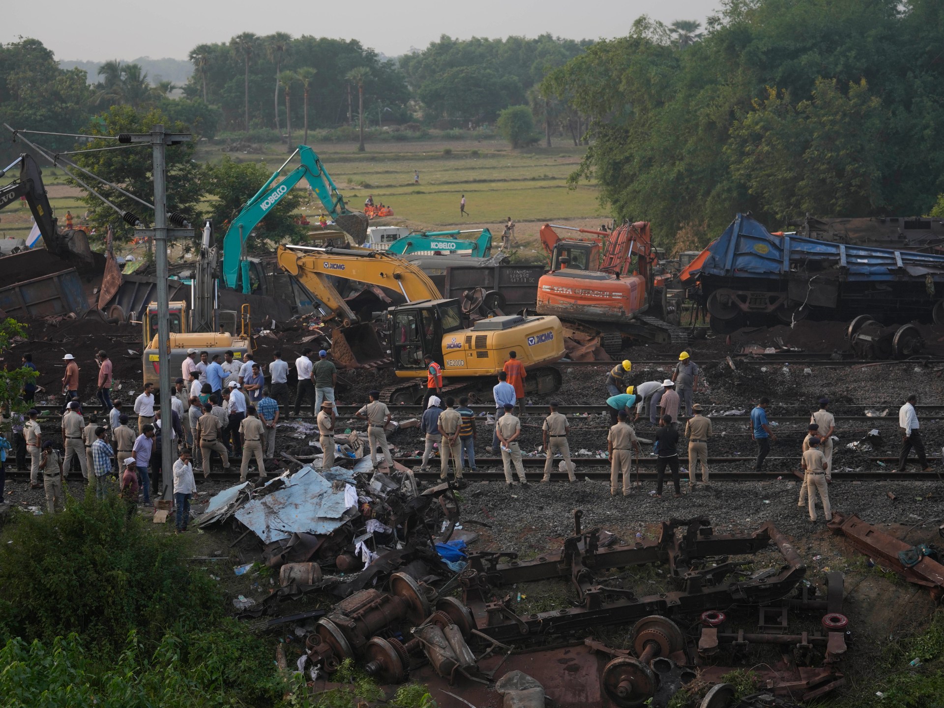 Kecelakaan Kereta Mematikan di India: Lupakan Kebenaran, Salahkan Muslim |  Politik