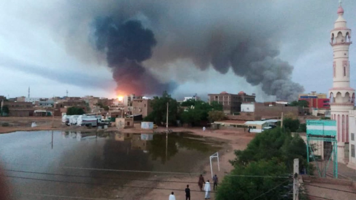Serangan udara melanda ibu kota Sudan meskipun penutupan Idul Fitri |  Berita