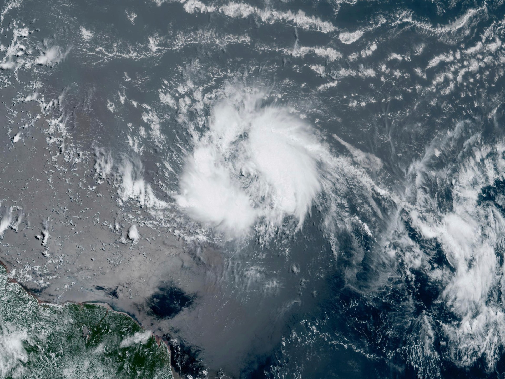 Badai Tropis Bret barel ke Karibia timur |  Berita Cuaca