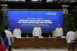 President Petro stands next to Cuban President Miguel Diaz-Canel and ELN Commander Antonio Garcia