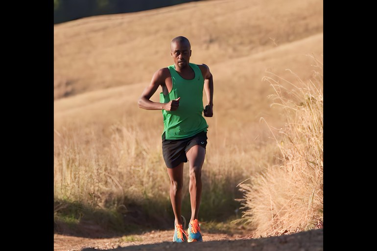 ‘Jangan merasa seperti milik saya’ : Seorang atlet Zimbabwe di Afrika Selatan |  Migrasi