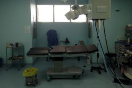 An empty operating theater is seen at Winneba Trauma and Specialist Hospital in Winneba, Ghana, August 20, 2015. Doctors in Ghana will suspend a three-week strike they called to press for better conditions of service, the Ghana Medical Association (GMA) said on August 21. The 125-bed hospital is almost empty because of a partial strike by doctors who have withdrawn emergency and out-patient services to press for better pay and conditions. Picture taken August 20, 2015. REUTERS/Matthew Mpoke Bigg