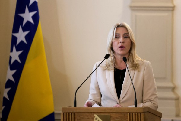 Министерството на финансите на САЩ санкционира босненски сръбски лидери за „провокативно законодателство“