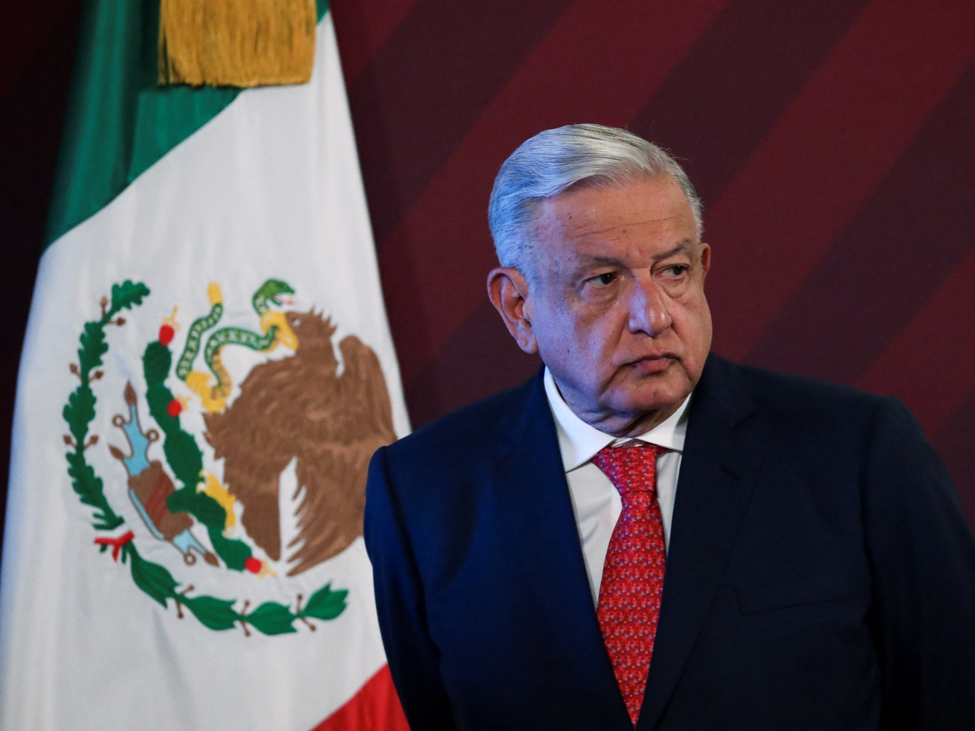 AMLO membela militer Meksiko setelah melaporkan kasus siswa yang hilang |  Berita Politik