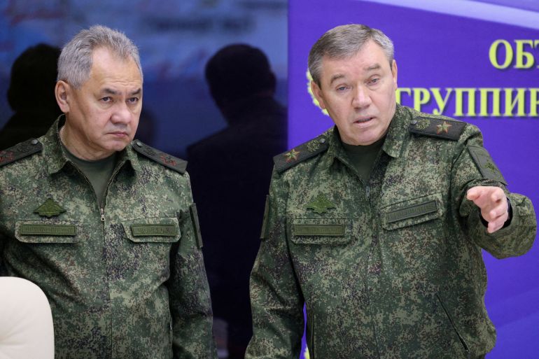 O ministro da Defesa da Rússia, Sergei Shoigu, e o chefe do Estado-Maior Valery Gerasimov