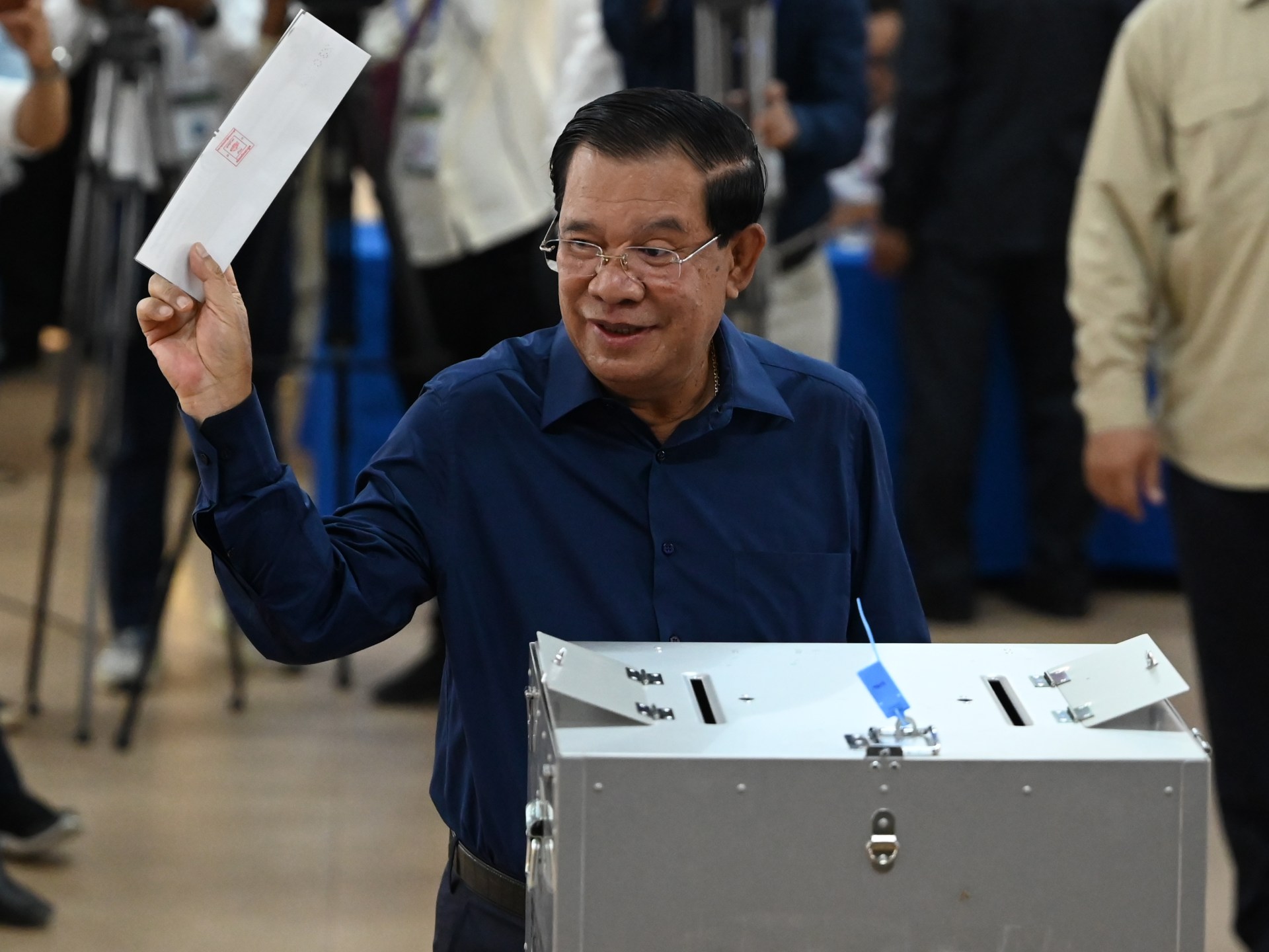 प्रधानमंत्री हुन सेन को एकतरफा चुनाव में कंबोडिया का वोट जीतने की उम्मीद है  चुनाव समाचार