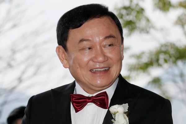 Бившият министър председател на Тайланд Таксин Шинаватра планира да се