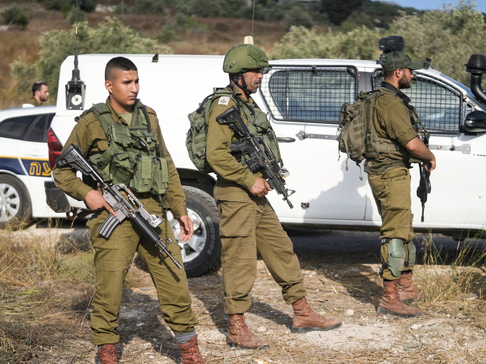 tentara Israel tewas dalam serangan permukiman;  pria bersenjata ditembak mati |  Berita konflik Israel-Palestina
