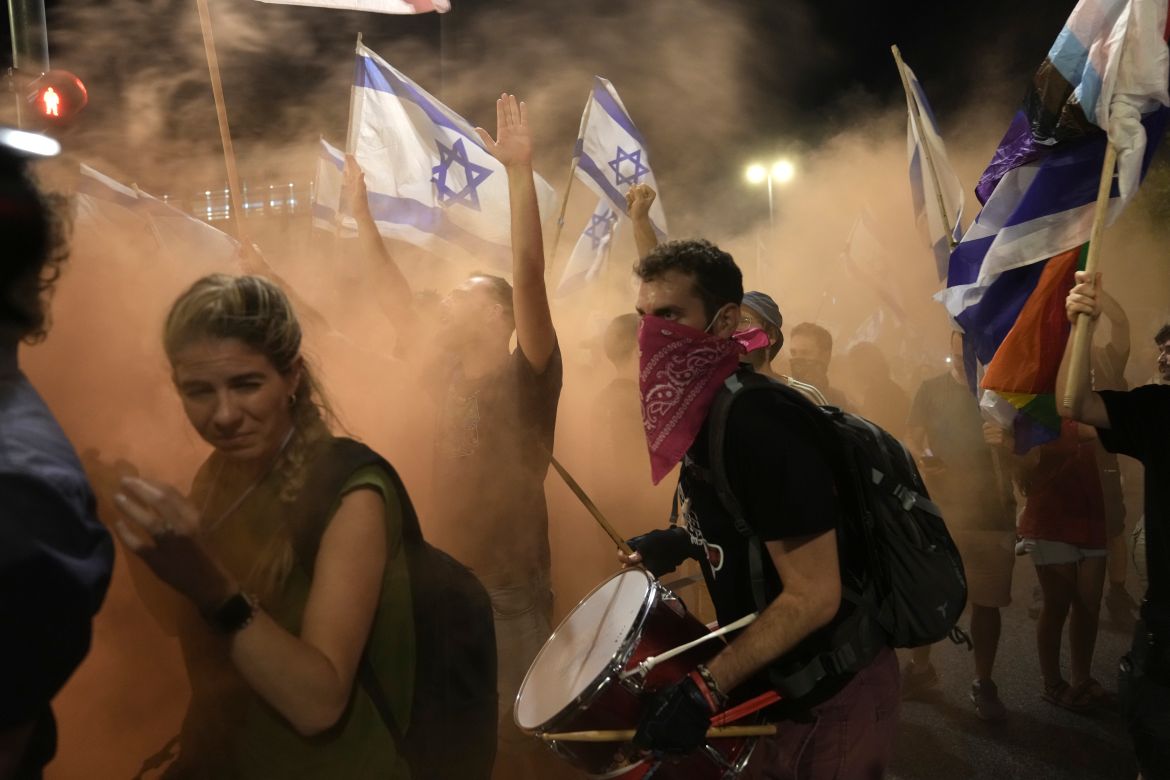 Israelis protest plans by Prime Minister Benjamin Netanyahu's government to overhaul the judicial system