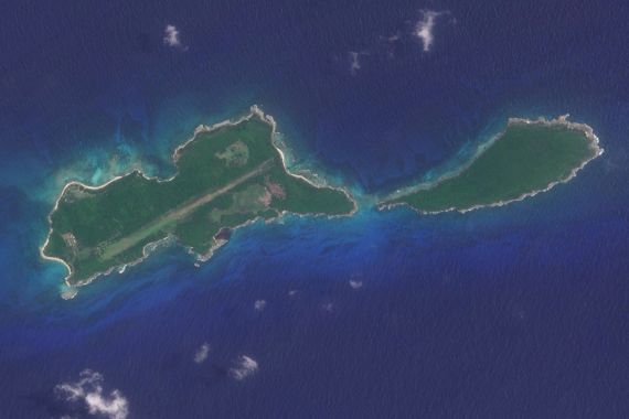 A satellite photo of Islas del Cisne