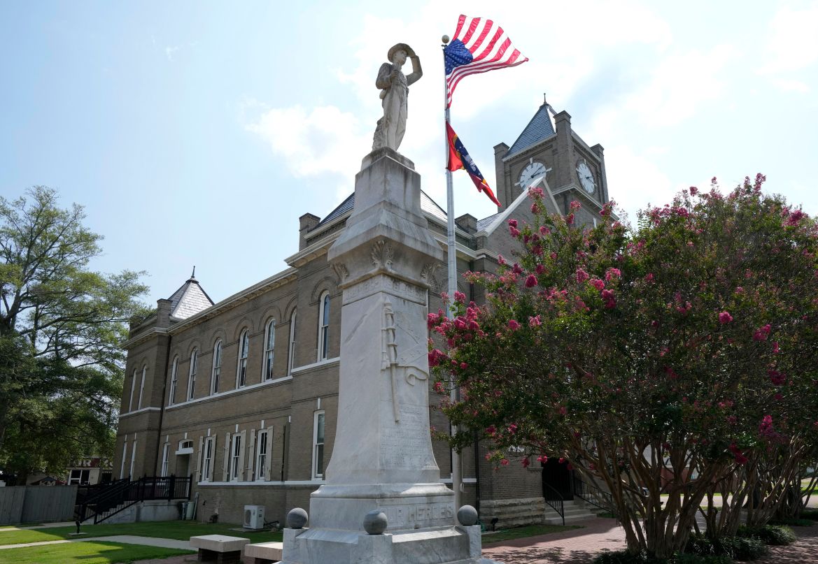 A Confederate soldier monument stands outside the Tallahatchie County Courthouse Monday, July 24, 2023, in Sumner, Miss.