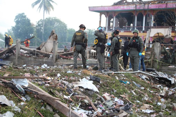 Експлозия е избухнала в склад за фойерверки в Южен Тайланд,