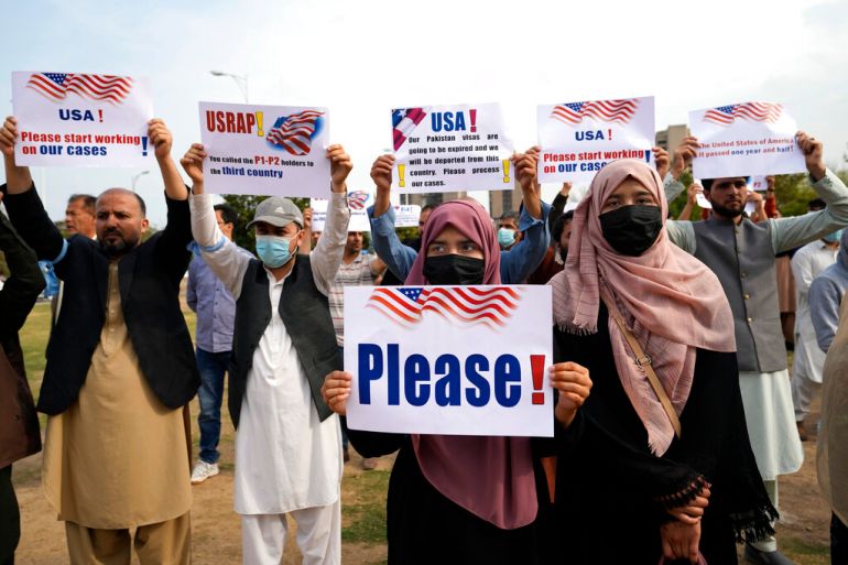Afghan refugees demonstrate for acceptance to the US