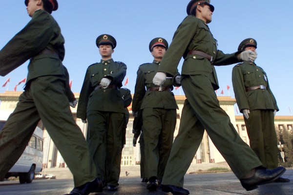 Китай разкри предполагаем шпионин за Централното разузнавателно управление на САЩ