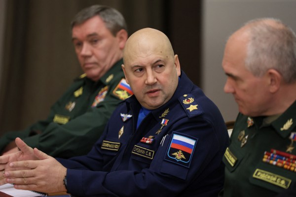 Руският генерал Сергей Суровикин, който по едно време беше командващ