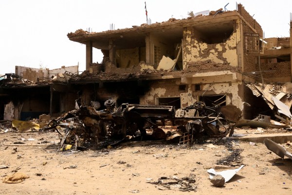 Боевете в суданския Омдурман се засилват, тъй като разселените надхвърлят 4 милиона