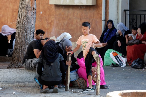 ООН спря услугите в палестински бежански лагер в Ливан след сблъсъци