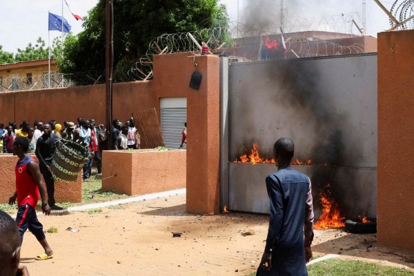 Буркина Фасо и Мали предупреждават срещу чужда намеса след преврата в Нигер