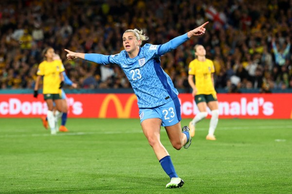 Англия достигна първия си финал на Световното първенство за жени