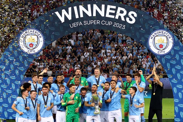 Манчестър Сити постигна победа над Севиля, за да спечели първата Суперкупа на УЕФА