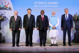 Brazil's President Luiz Inacio Lula da Silva, China's President Xi Jinping, South Africa's President Cyril Ramaphosa, India's Prime Minister Narendra Modi and Russia's Foreign Minister Sergei Lavrov pose during BRICS summit in Johannesburg, South Africa August 22, 2023. Russian Foreign Ministry/Handout via REUTERS ATTENTION EDITORS - THIS IMAGE WAS PROVIDED BY A THIRD PARTY. NO RESALES. NO ARCHIVES. MANDATORY CREDIT