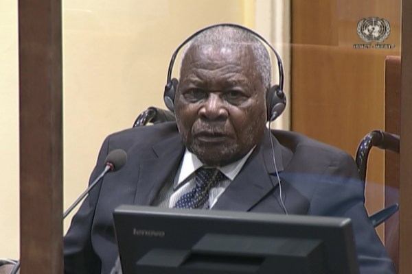 Заподозреният в геноцид в Руанда Кабуга не трябва да бъде изправен пред съда, казват съдиите на ООН