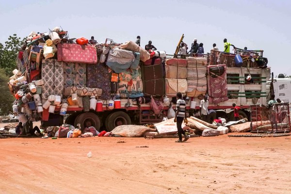 Широко разпространени военни престъпления, извършени в Судан, казва Амнести Интернешънъл