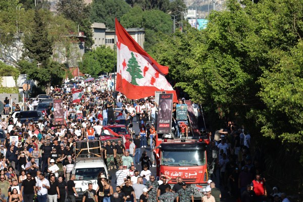 Справедливостта за експлозията в Бейрут може да помогне за предотвратяване на колапса на Ливан