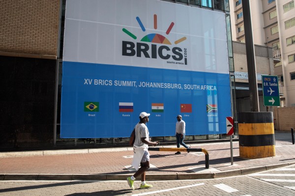 Може ли BRICS да сложи край на „апартейда“ срещу глобалния юг?
